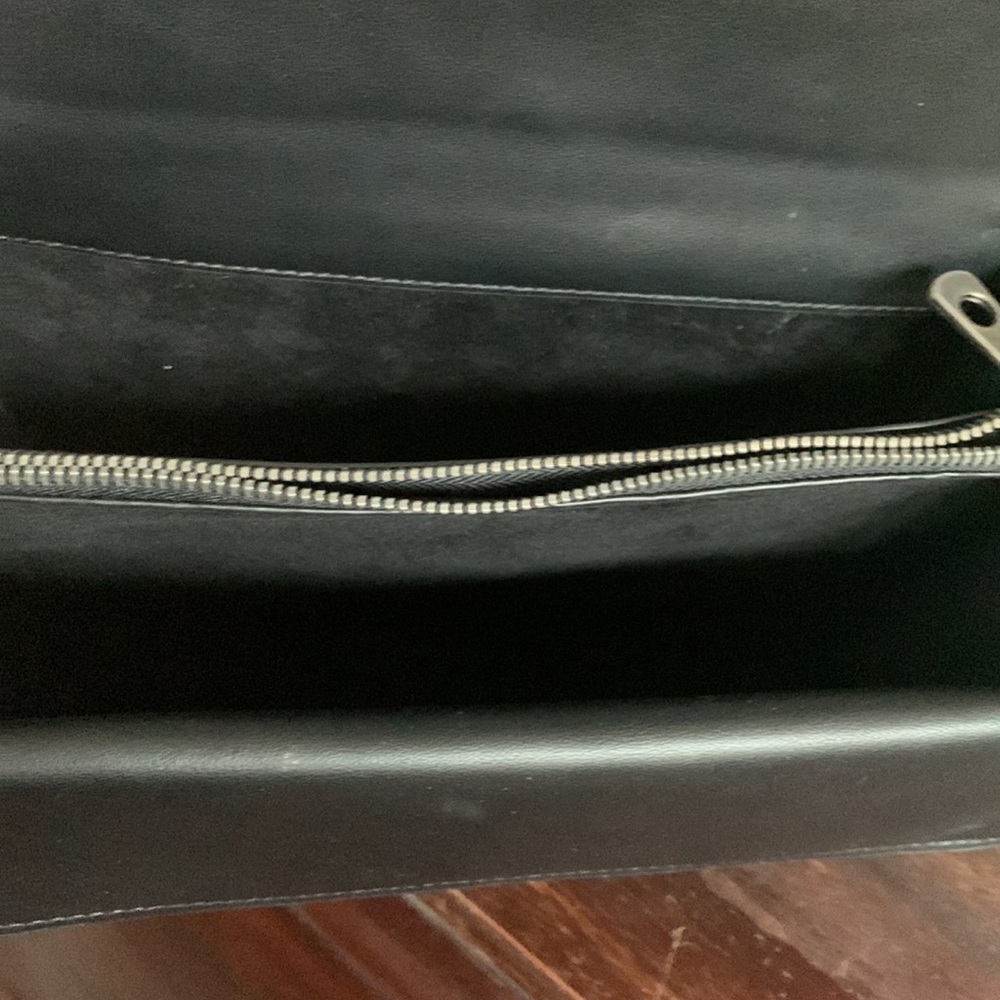 🎉🎊HP🎉♥️ Stunning prototype for high end purses EUC - Picture 8 of 17